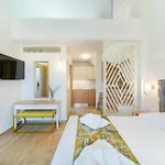 アパートホテル Iliorama Luxury