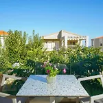 Iliorama Luxury アパートホテル