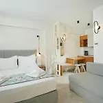 Iliorama Luxury アパートホテル 4*