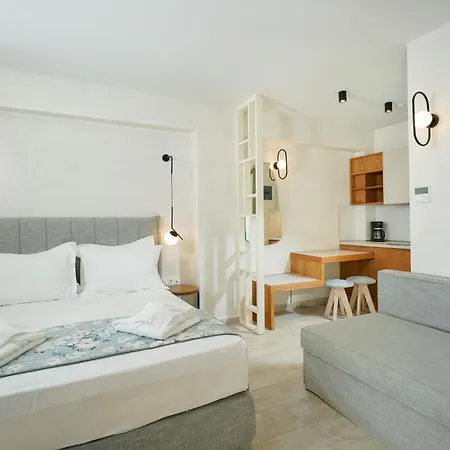 Iliorama Luxury Suites Aparthotel 4*