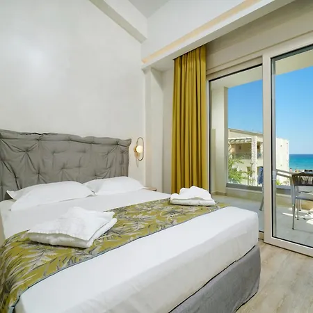 Aparthotel Iliorama Luxury Suites 4*