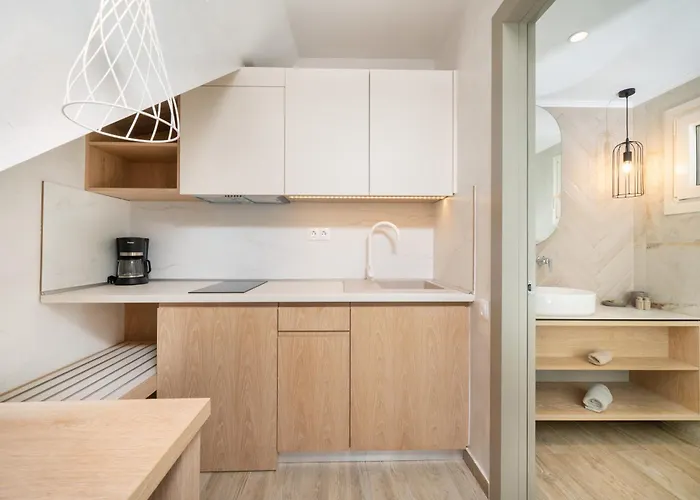 Iliorama Luxury Aparthotel 4*