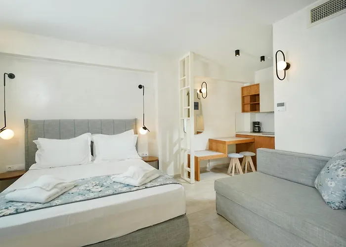 Iliorama Luxury Aparthotel 4*